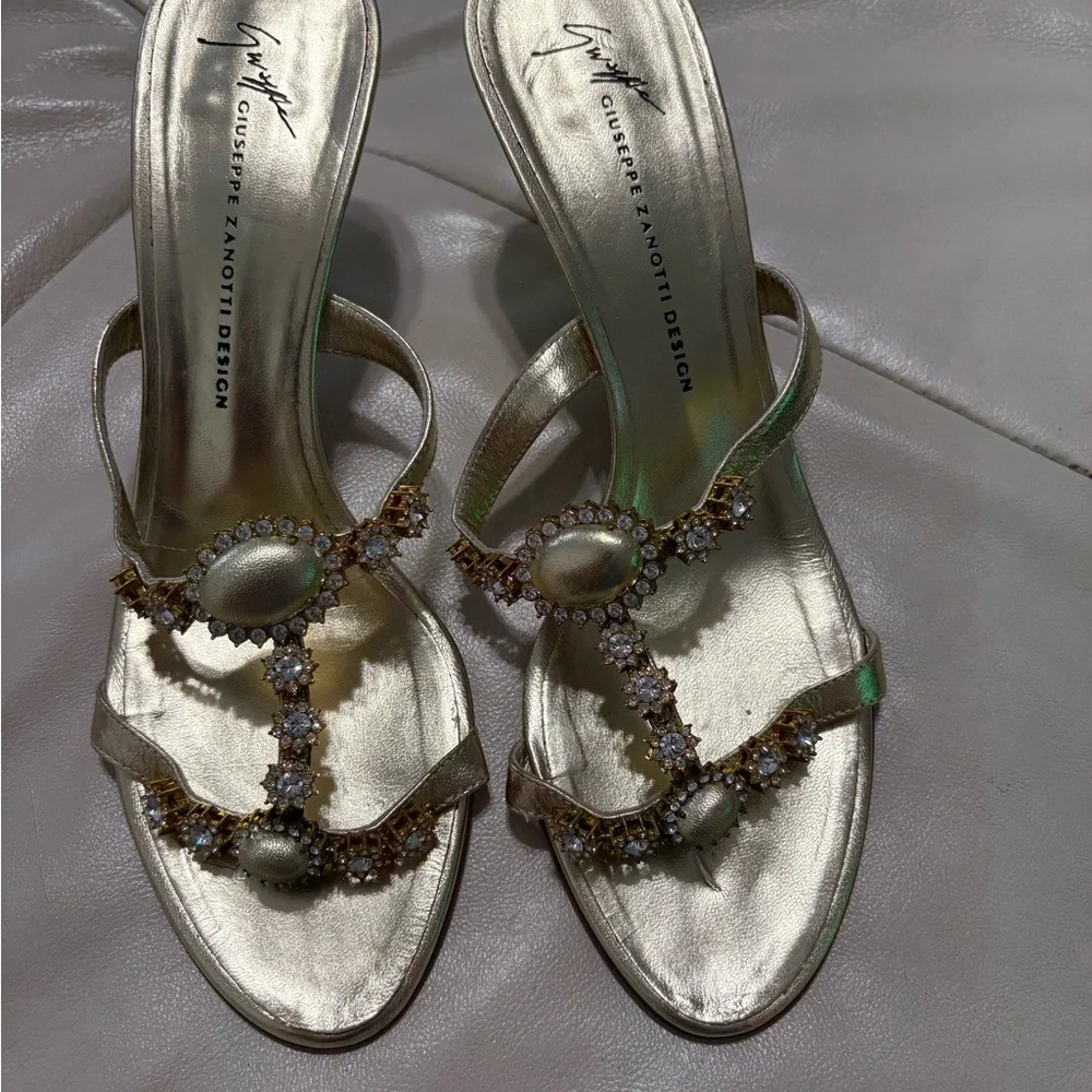 Giuseppe Zanotti
Leather sandal 39 - Picture 2 of 5